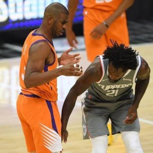 天天盈球-贝弗利：保罗防不住任何人 太阳应将他摁到替补席